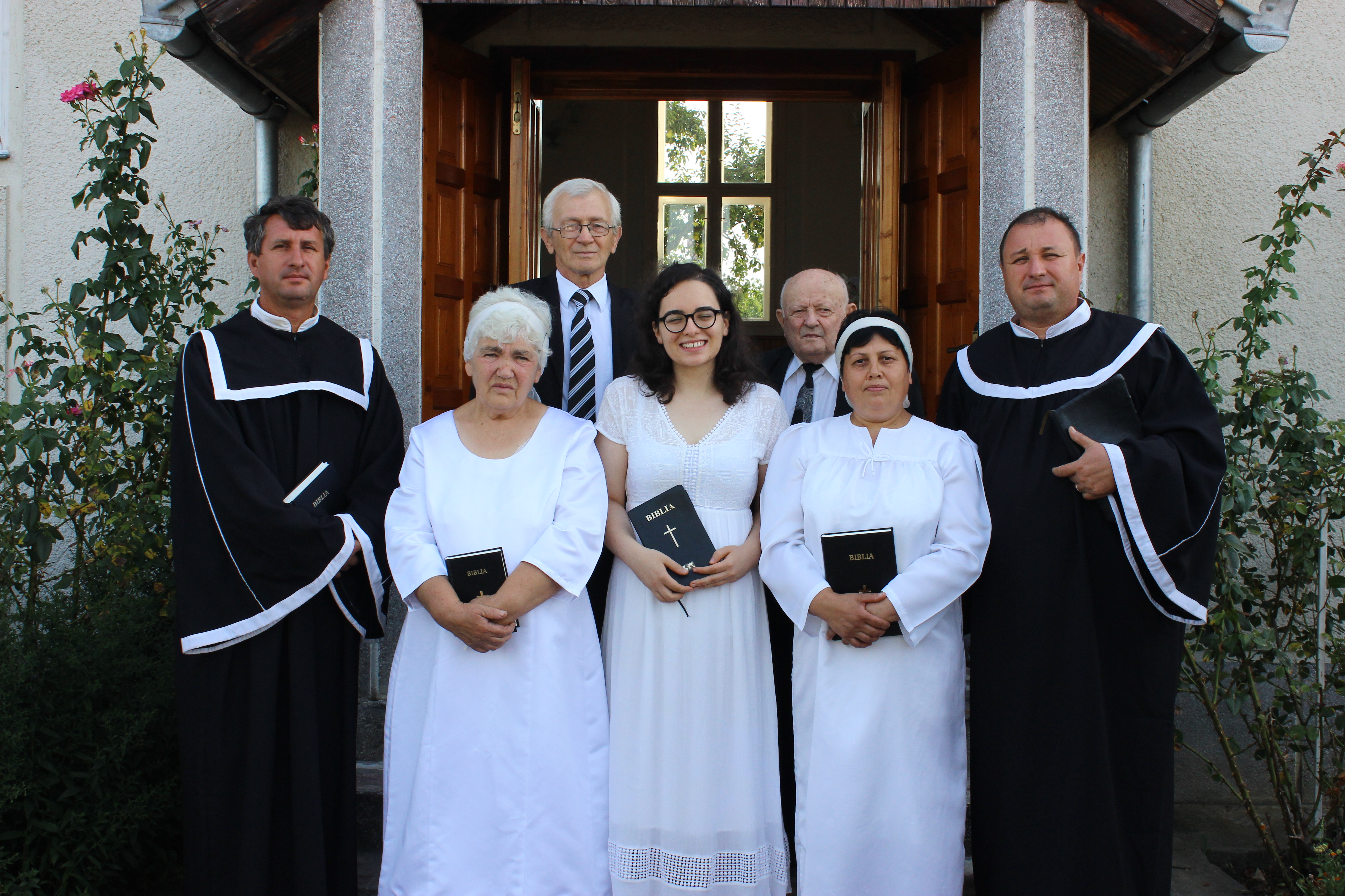 Binecuvântare sfântă în adunarea fiilor și fiicelor din Ianoșda